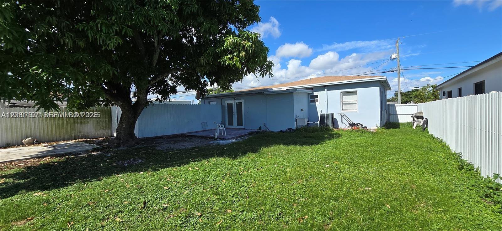12140 Sw 218th Street Property Photo 10