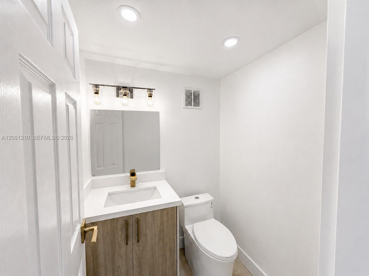 5601 Collins Avenue Ph-2 Property Photo 15