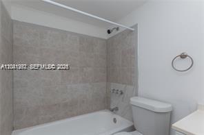 11905 Ne 2nd Avenue C102 Property Photo 10