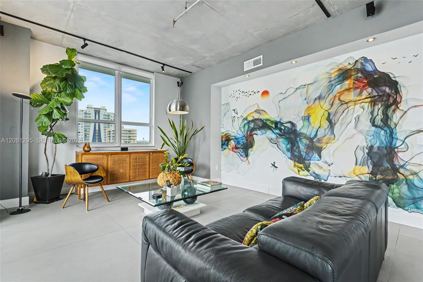 2275 Biscayne Boulevard 1004 Property Photo 3