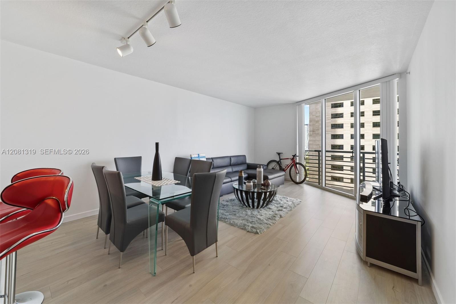 335 S Biscayne Boulevard 2904 Property Photo 4