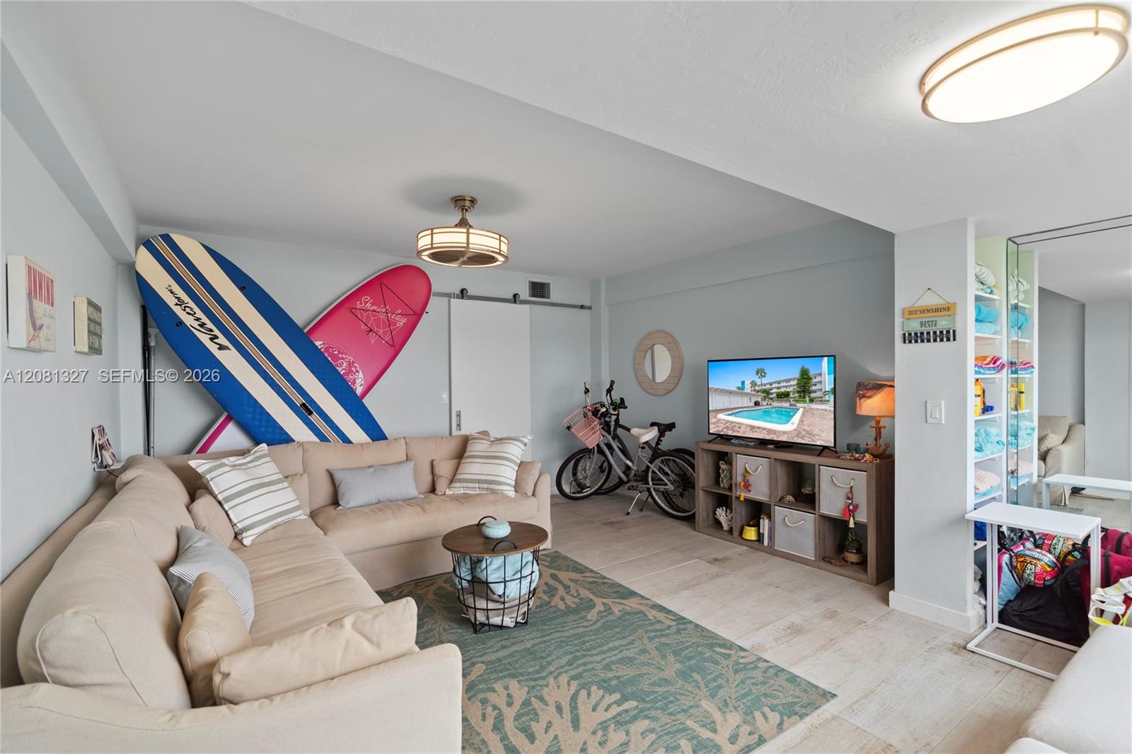 1801 S Surf Road 1e Property Photo 8