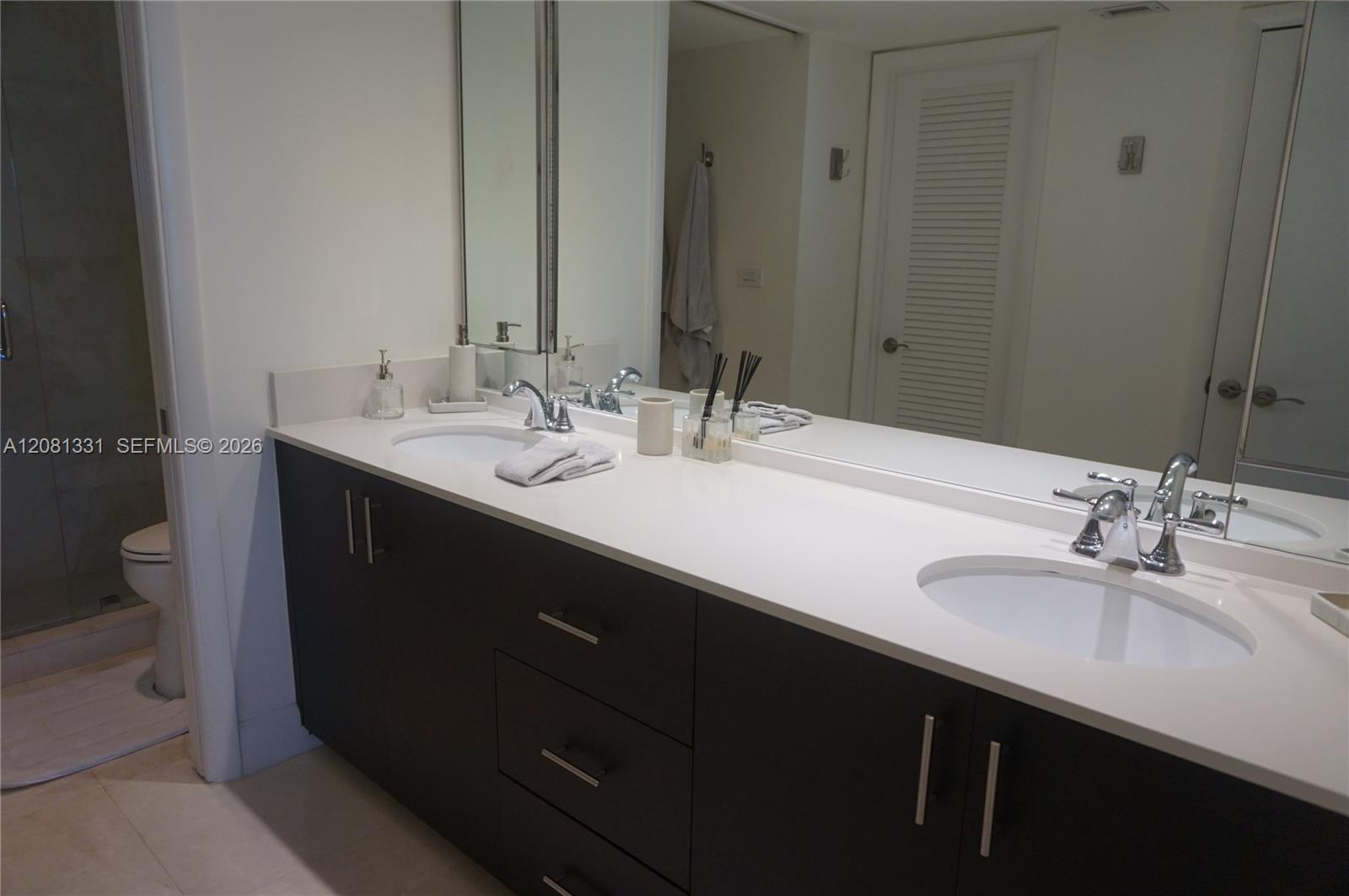 1121 Crandon Boulevard E1006 Property Photo 18