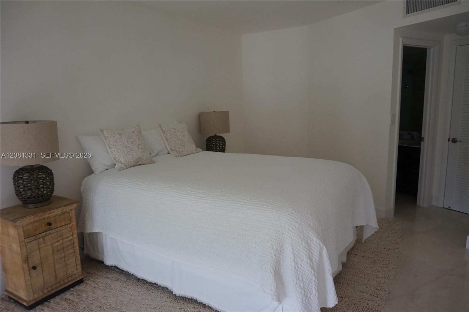 1121 Crandon Boulevard E1006 Property Photo 20