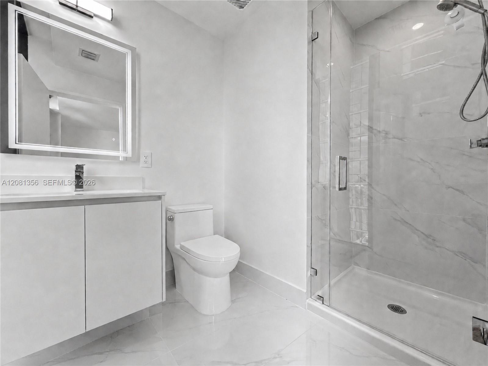 A12081356 Property Photo 13