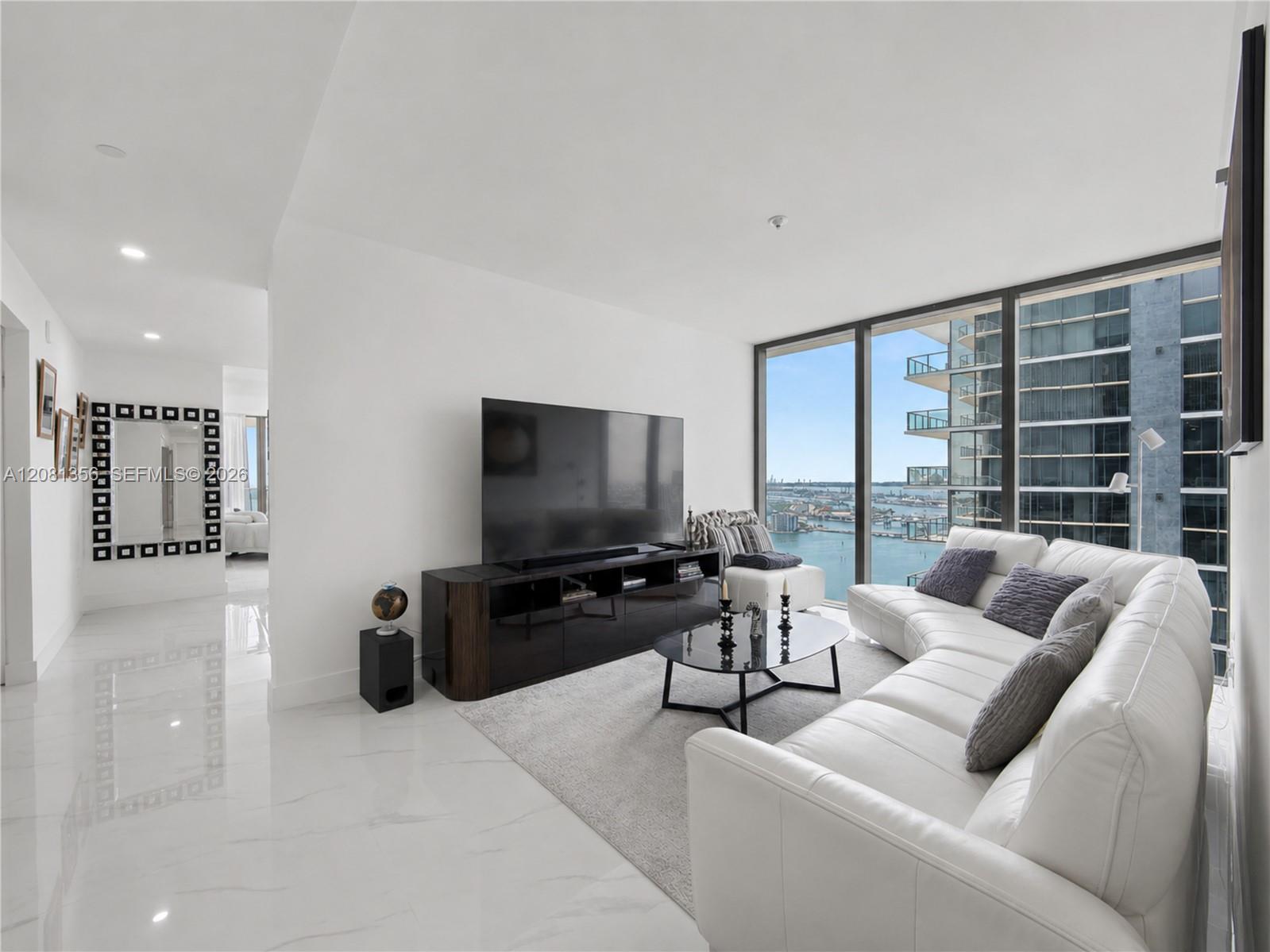 A12081356 Property Photo 14