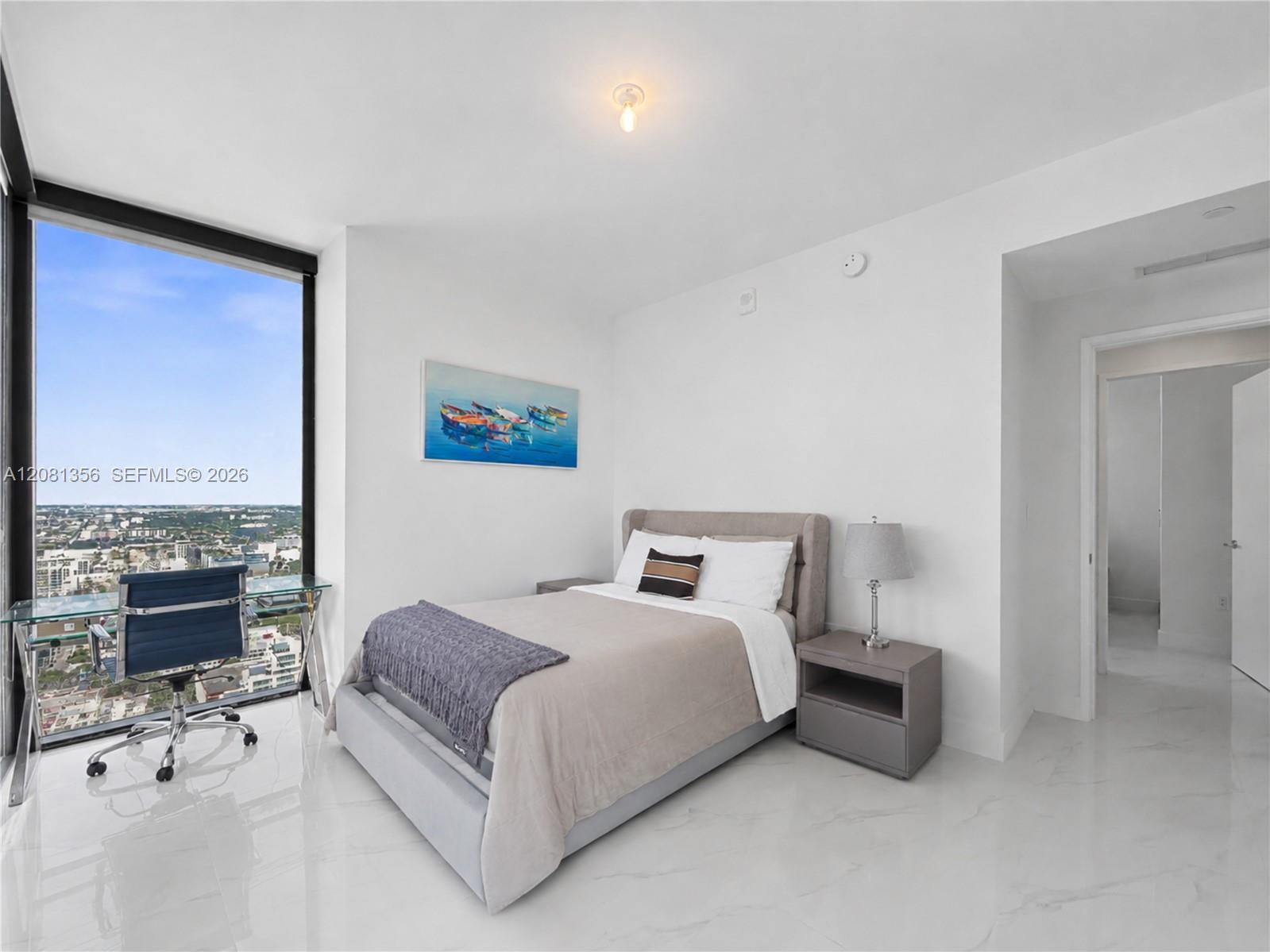 A12081356 Property Photo 18