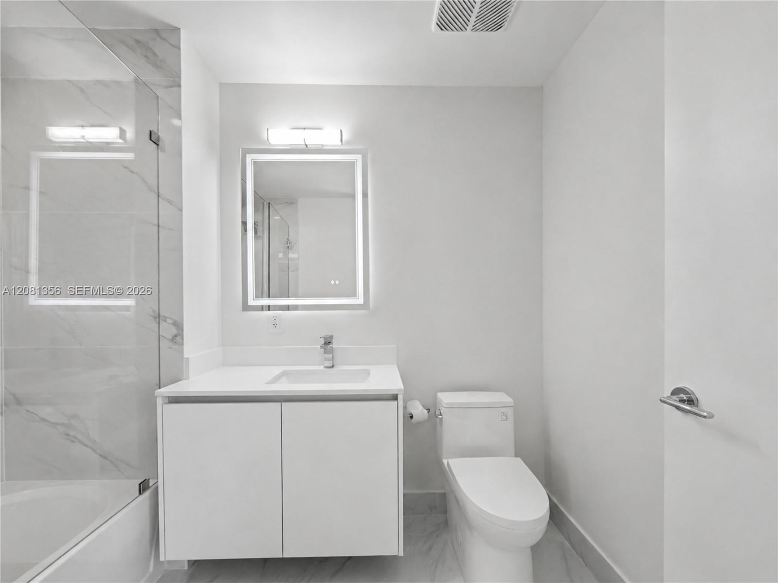 A12081356 Property Photo 21