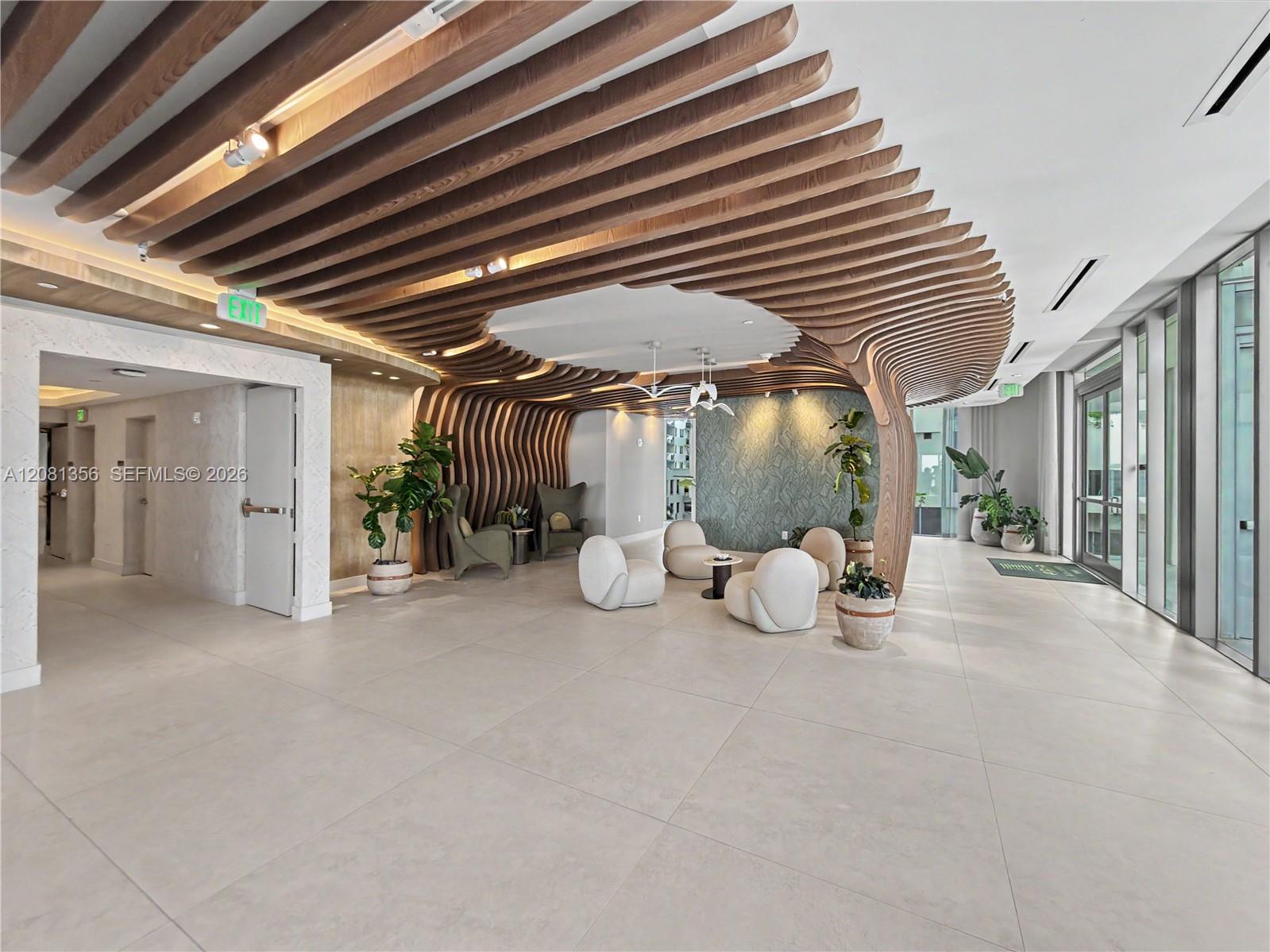 A12081356 Property Photo 35
