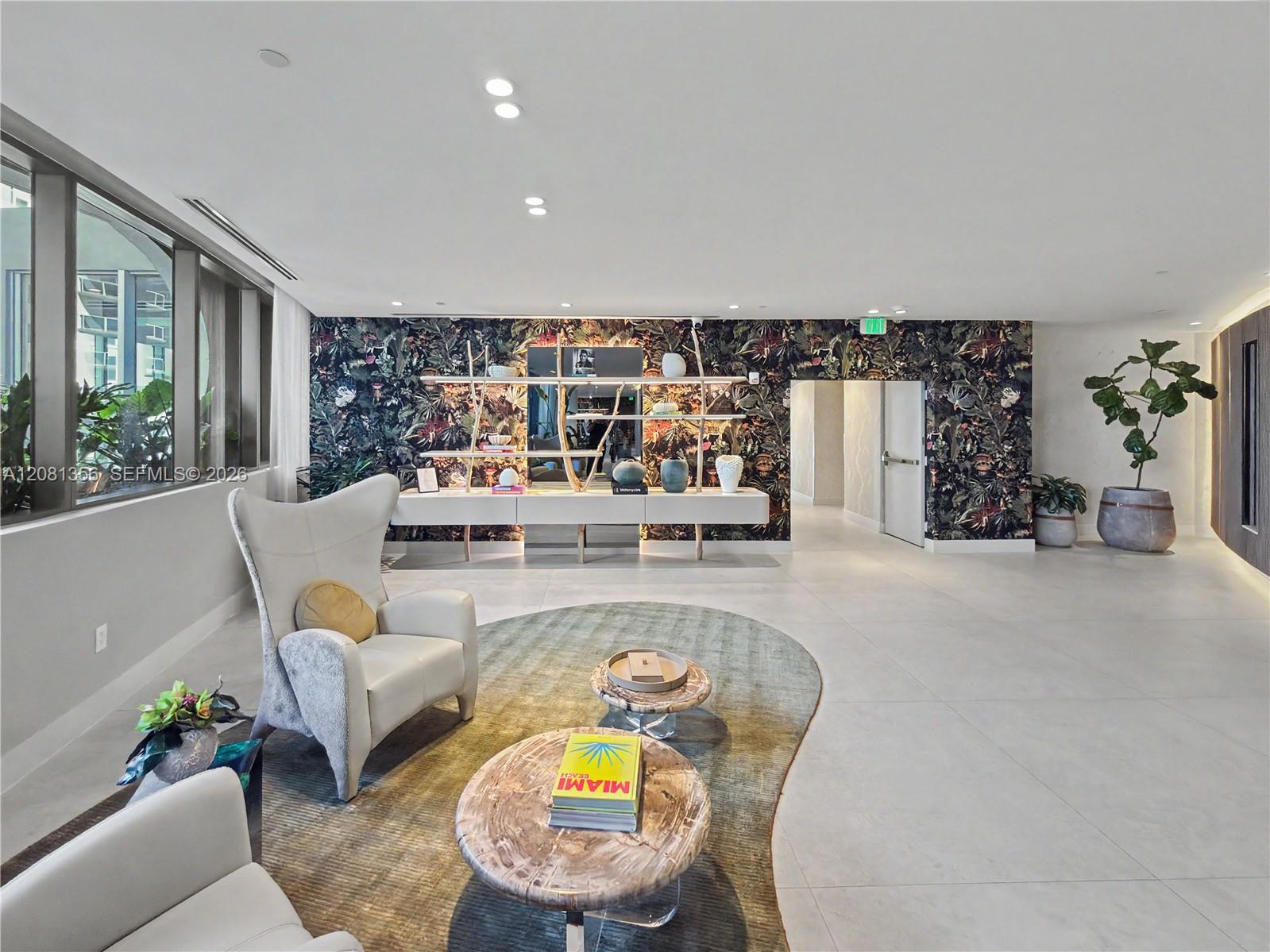 A12081356 Property Photo 38