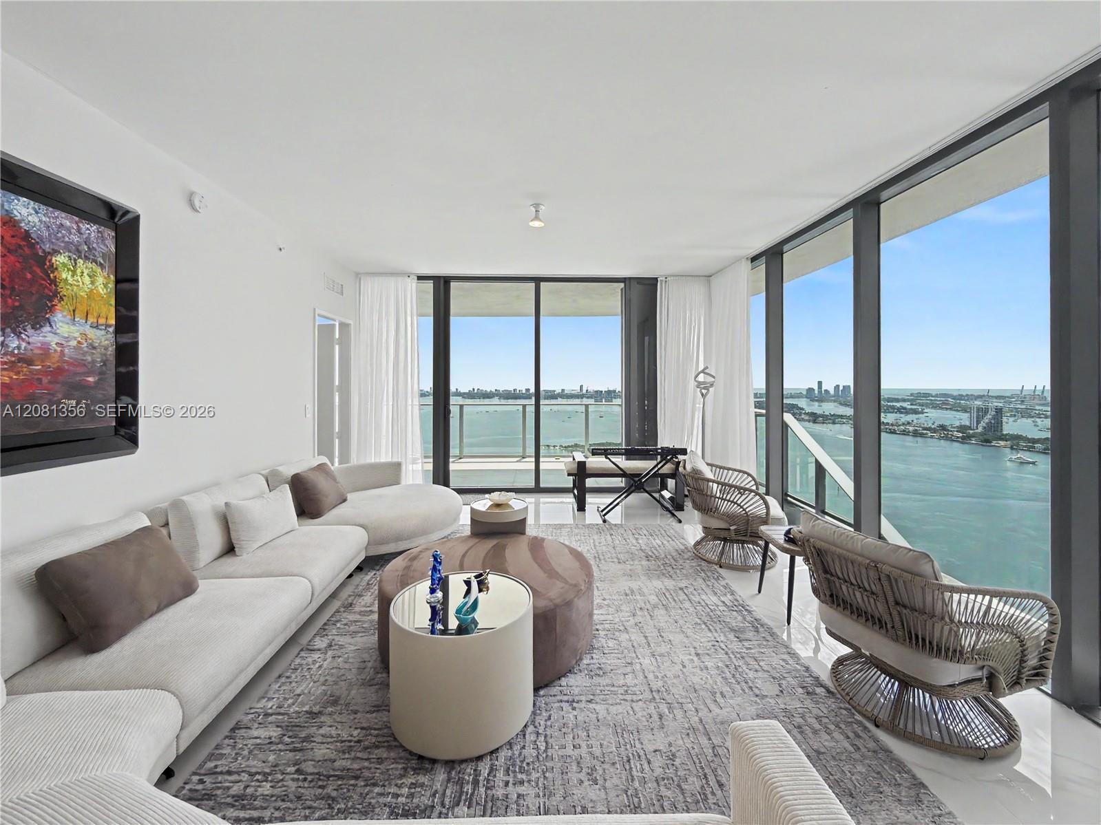 A12081356 Property Photo 44