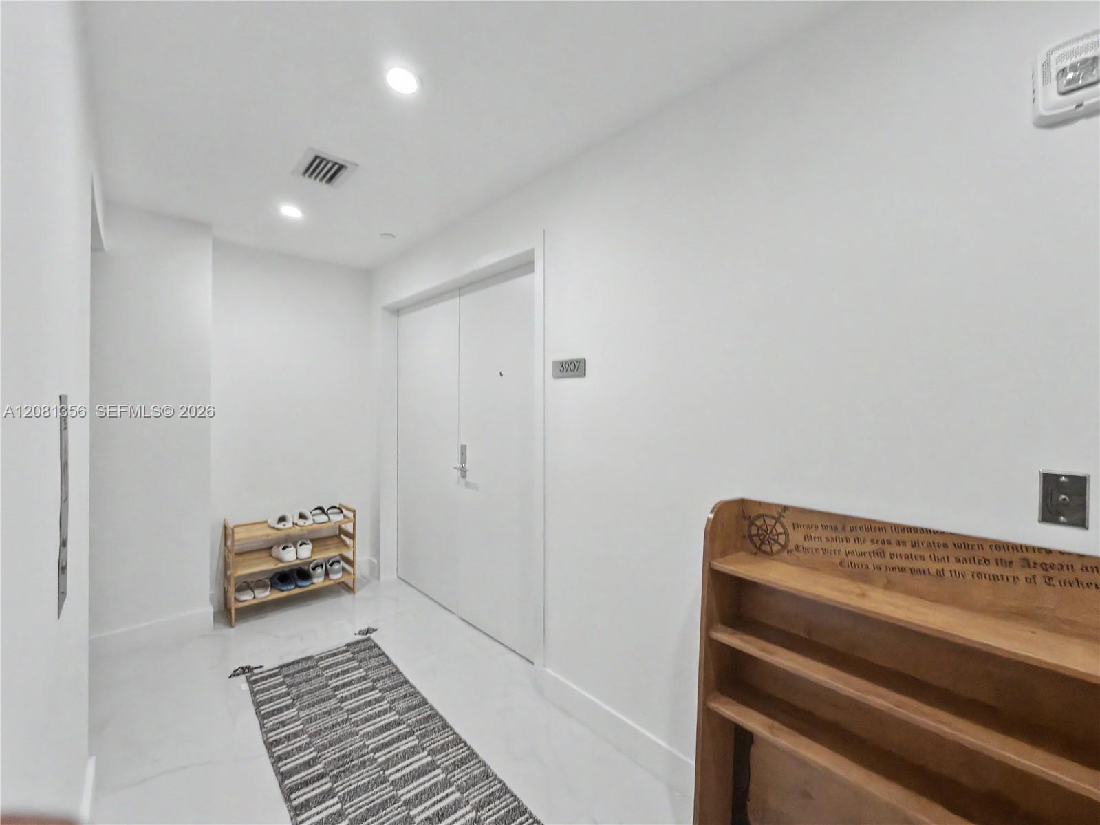 A12081356 Property Photo 49