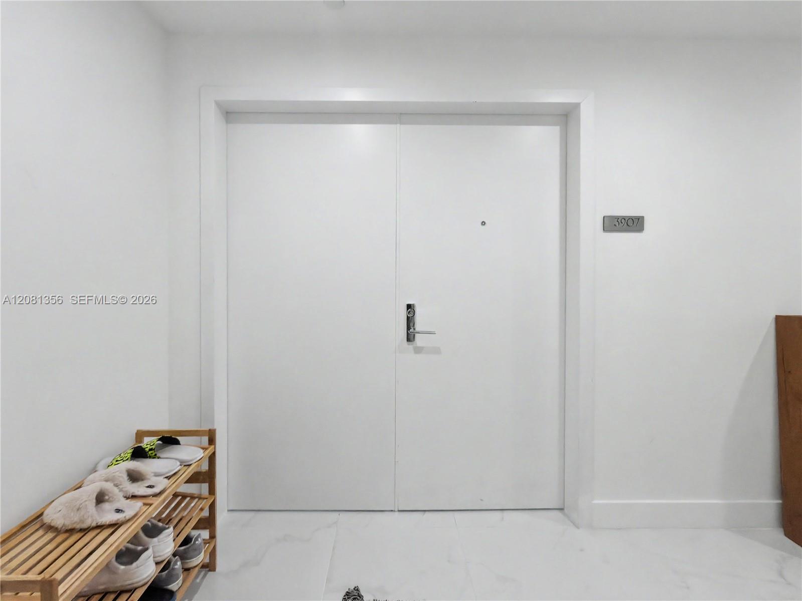 A12081356 Property Photo 50