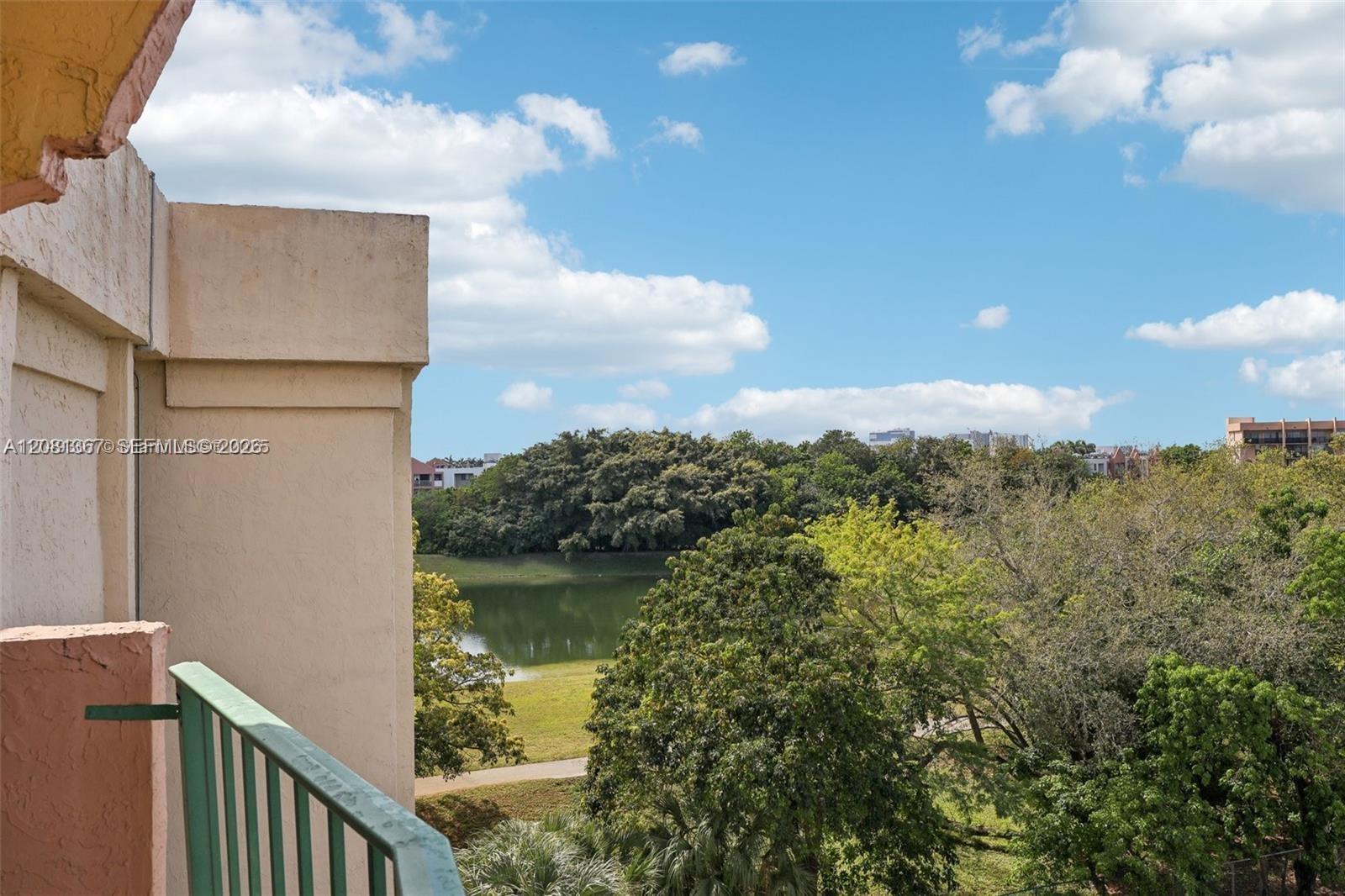 9360 Fontainebleau Boulevard 612 Property Photo 5