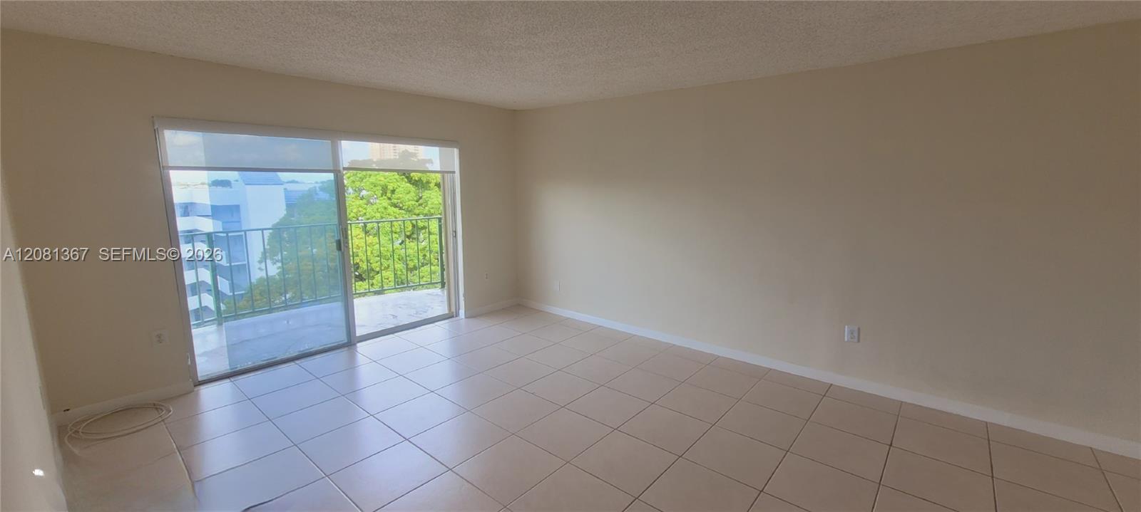 9360 Fontainebleau Boulevard 612 Property Photo 8