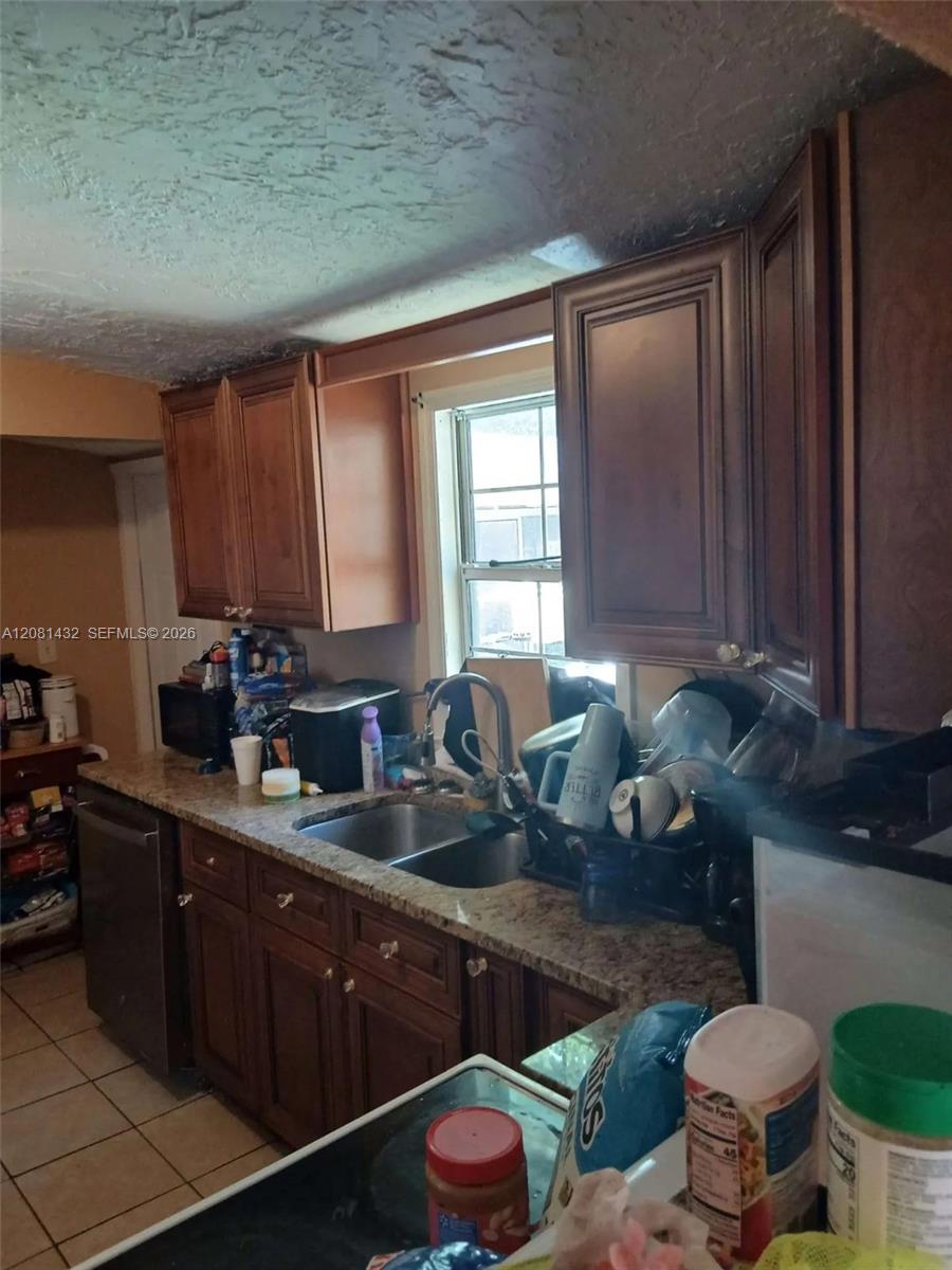 5424 Blue Grass Street Property Photo 2