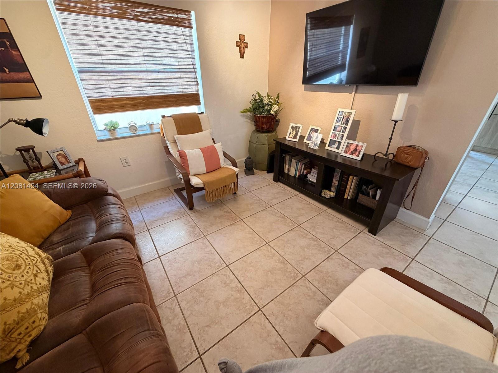 A12081454 Property Photo 6