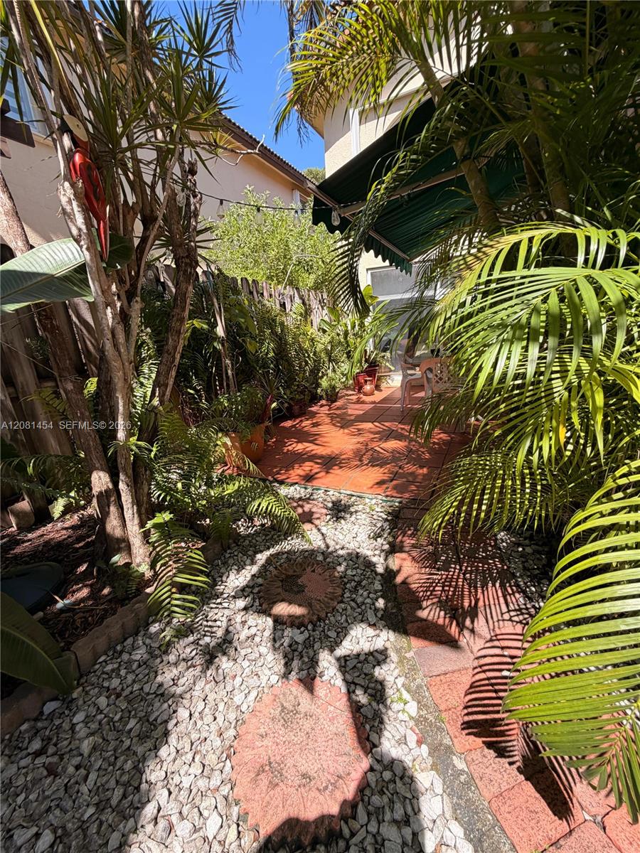A12081454 Property Photo 14