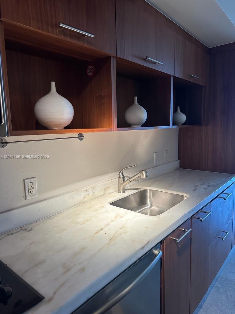 50 Biscayne Boulevard 903 Property Photo 3