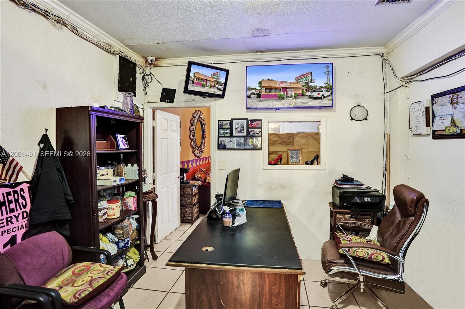 4404 Pembroke Road Property Photo 5