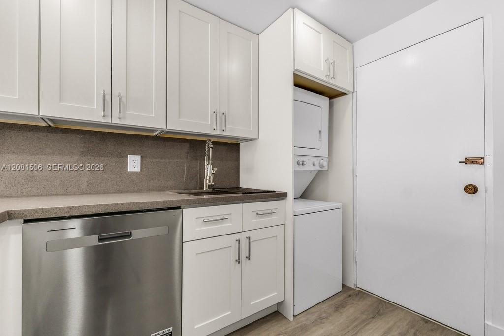 3430 Galt Ocean Drive 305 Property Photo 8