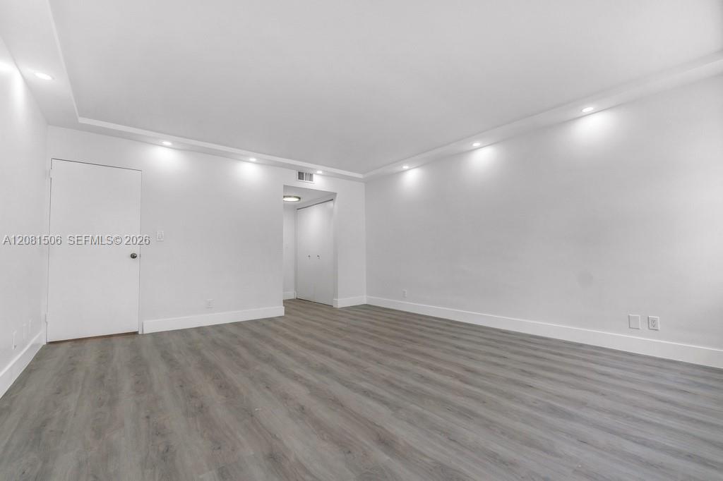 3430 Galt Ocean Drive 305 Property Photo 16
