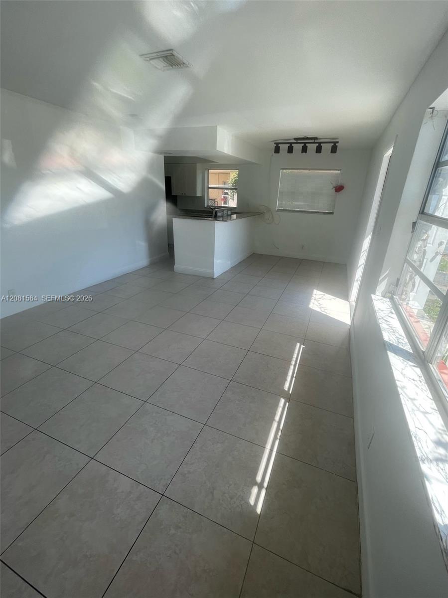 7941 Sw 10th Street A Property Photo 6