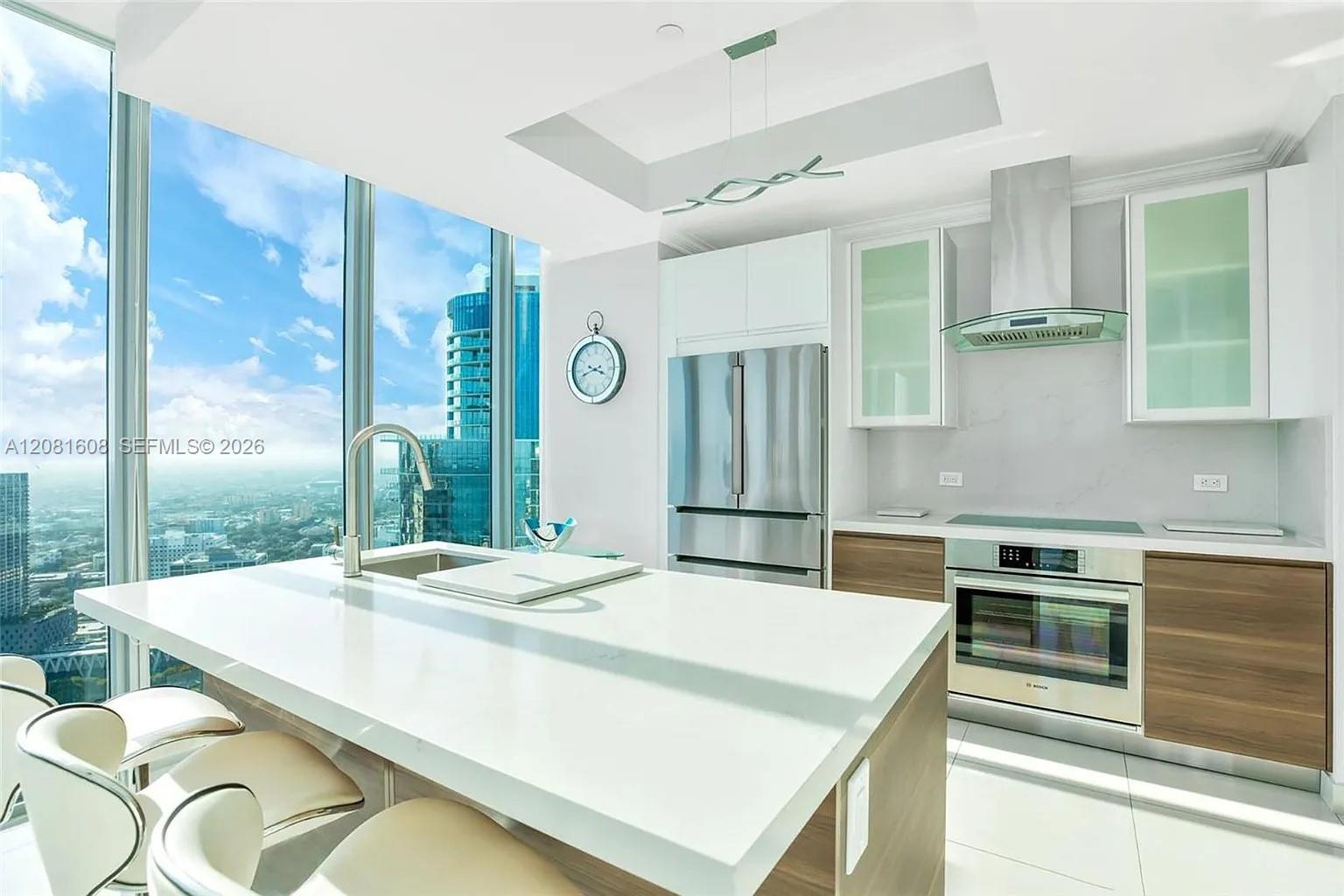 888 Biscayne Boulevard 5301 Property Photo 6