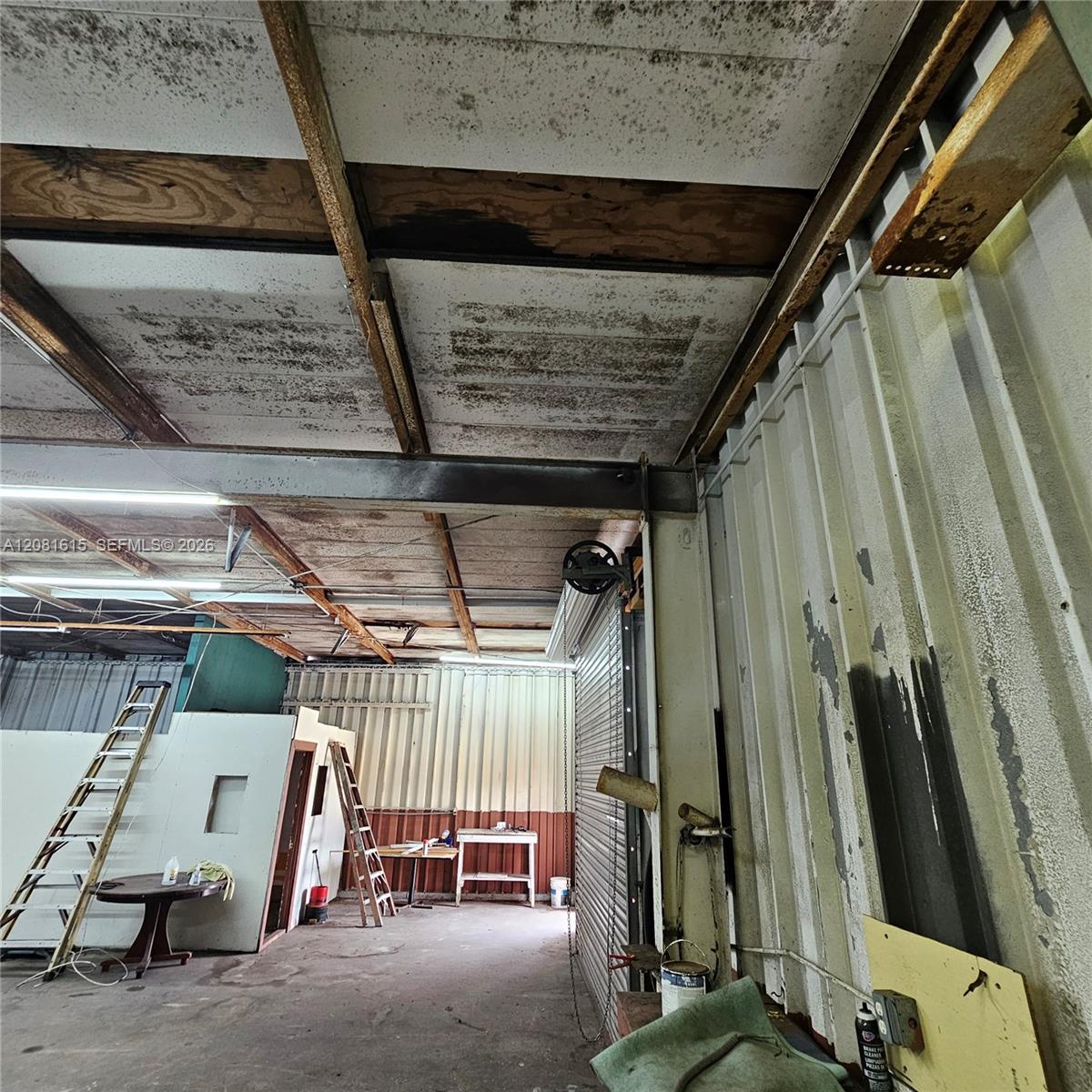 1201 Avenue D Property Photo 6