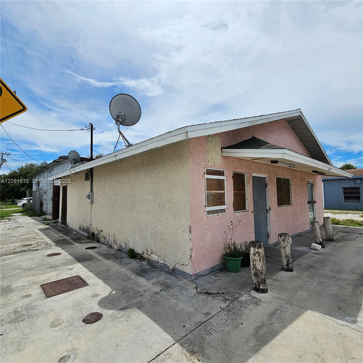 1201 Avenue D Property Photo 7