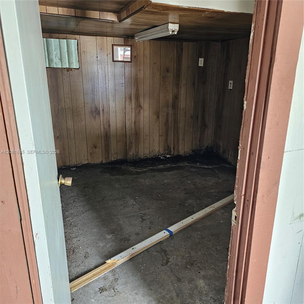 1201 Avenue D Property Photo 12