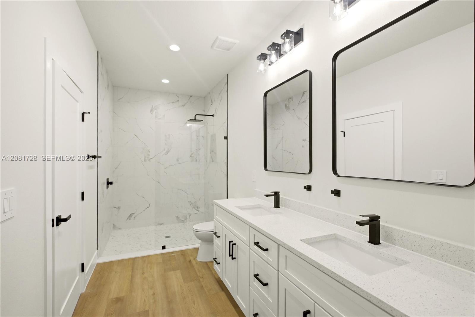 7800 Domenico Street Property Photo 31