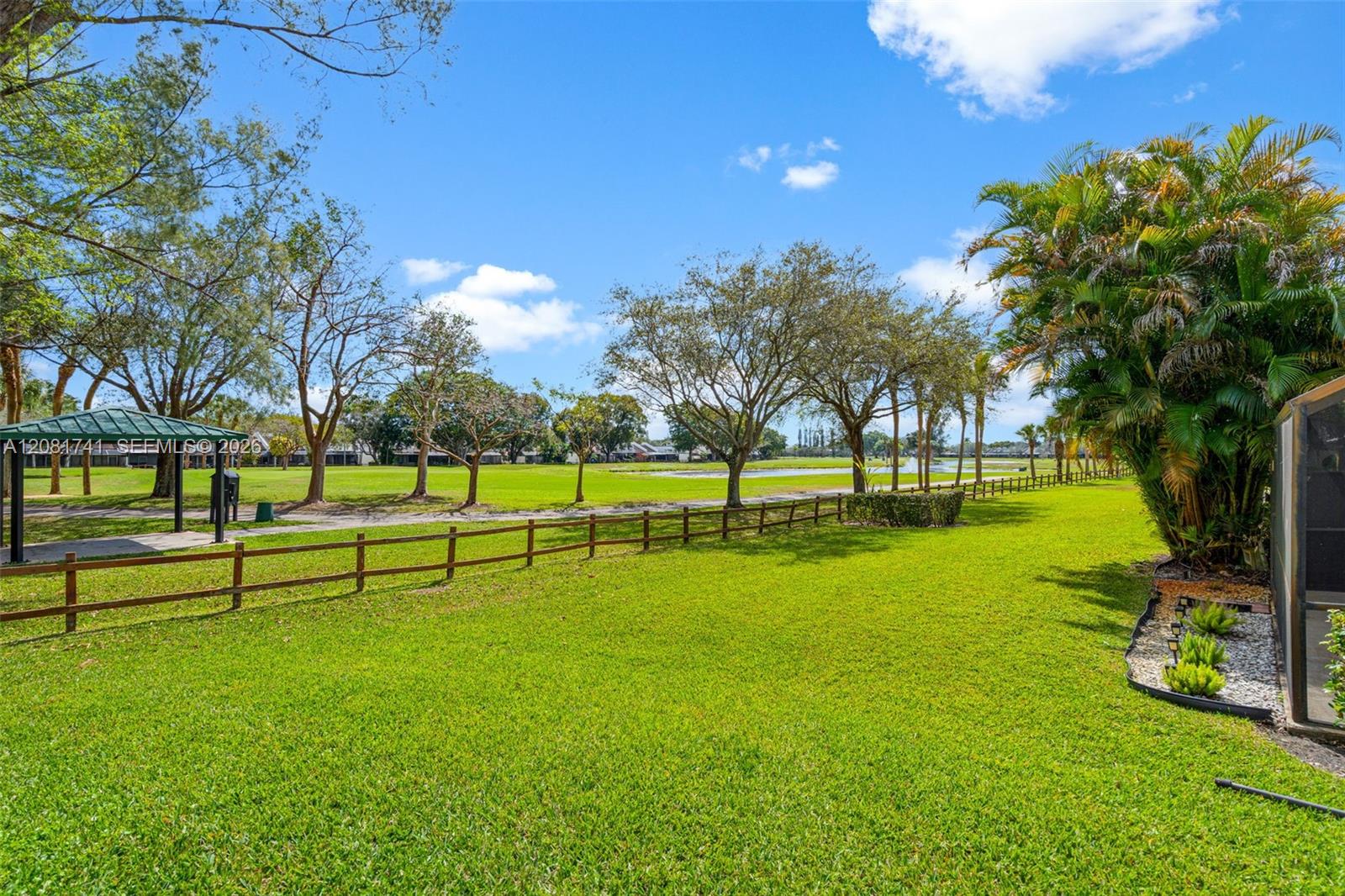 1699 W Fairway Road Property Photo 22