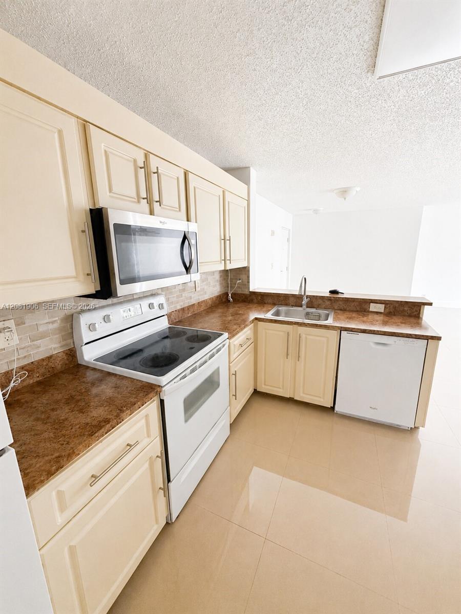 10131 W Sunrise Boulevard 204 Property Photo 1