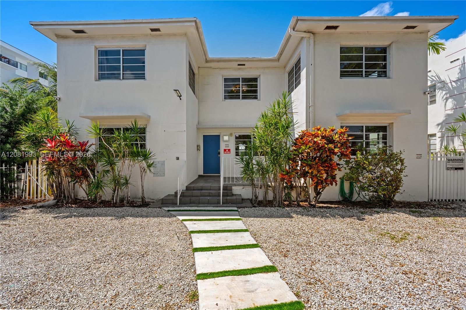 A12081993 Property Photo 2