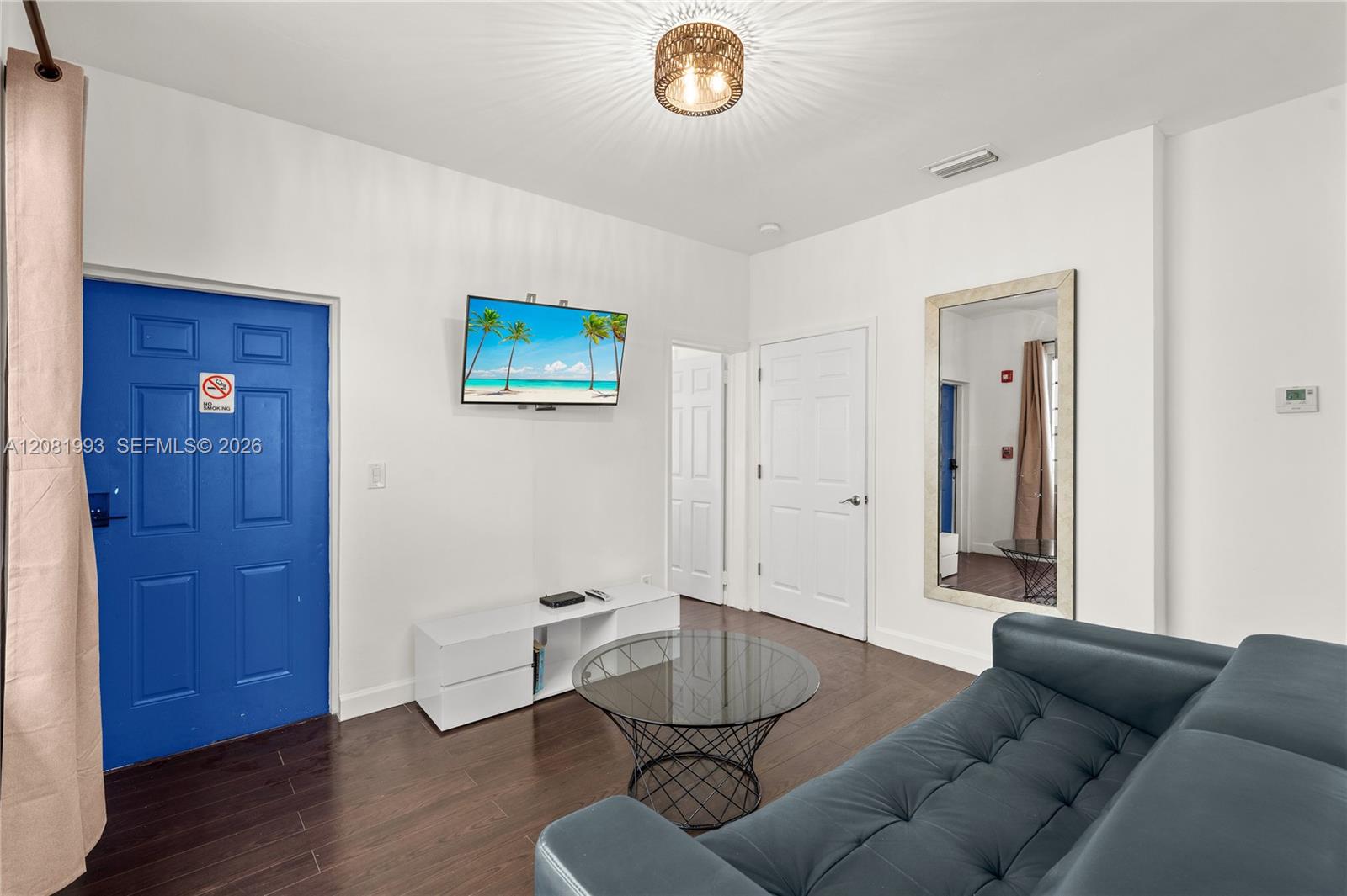 A12081993 Property Photo 10