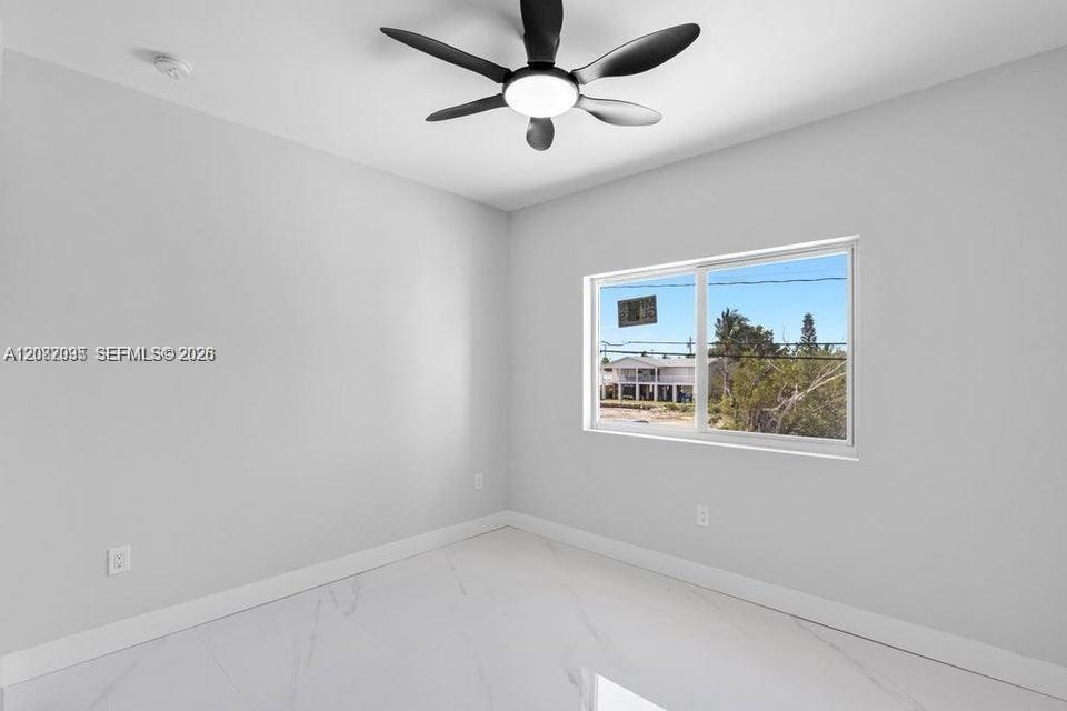 31441 Avenue F Property Photo 11