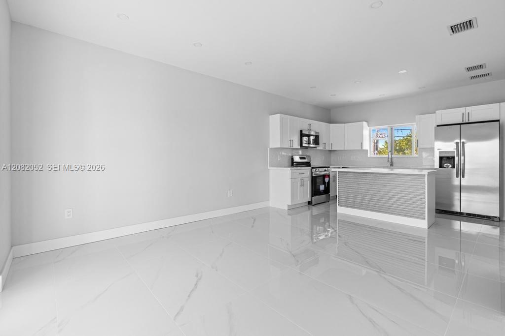 31569 Avenue D Property Photo 4