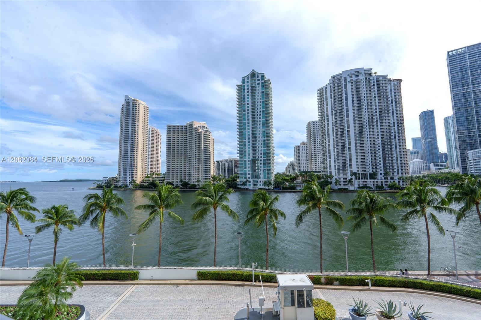 325 S Biscayne Boulevard 415 Property Photo 1