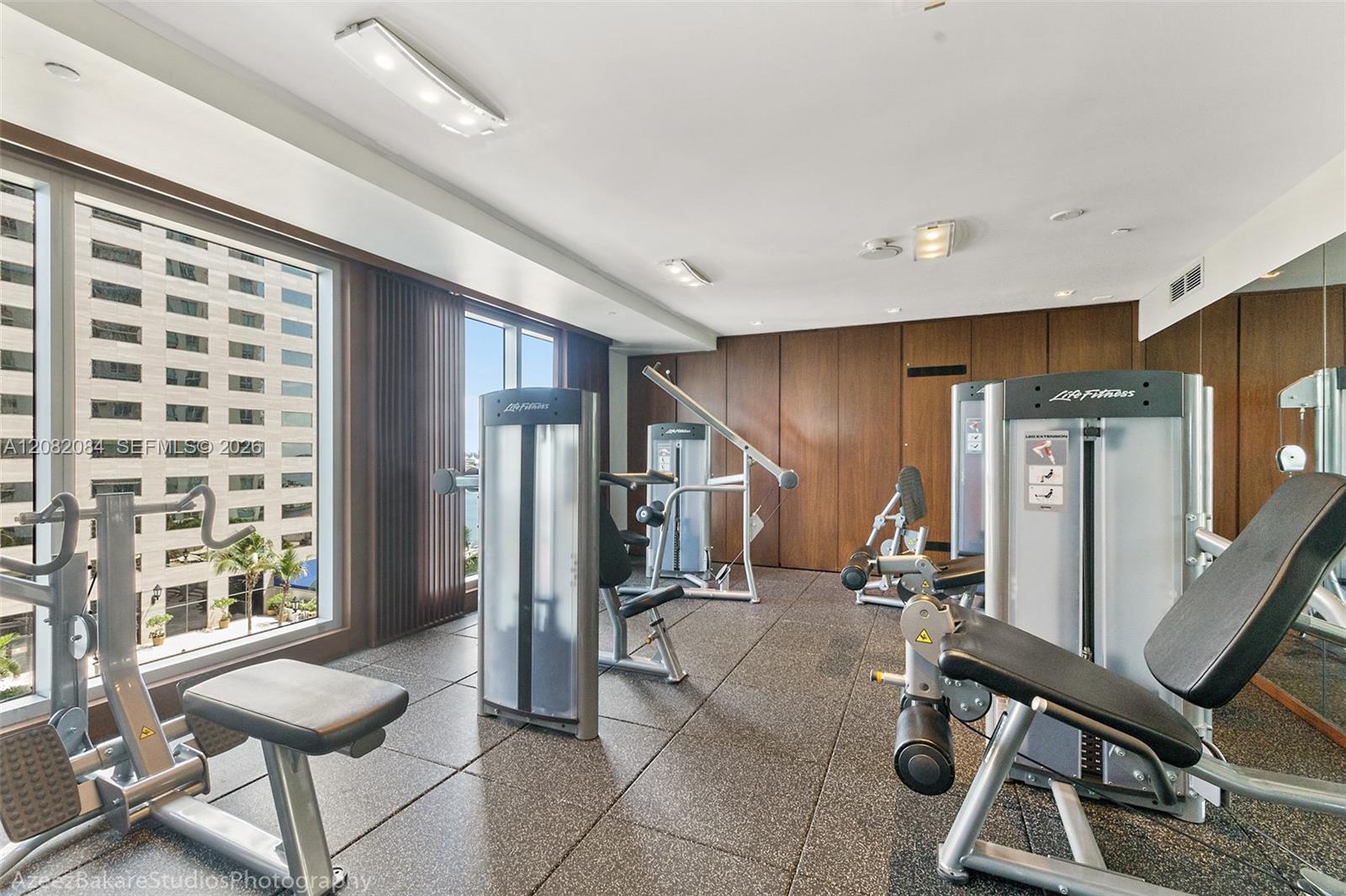 325 S Biscayne Boulevard 415 Property Photo 54