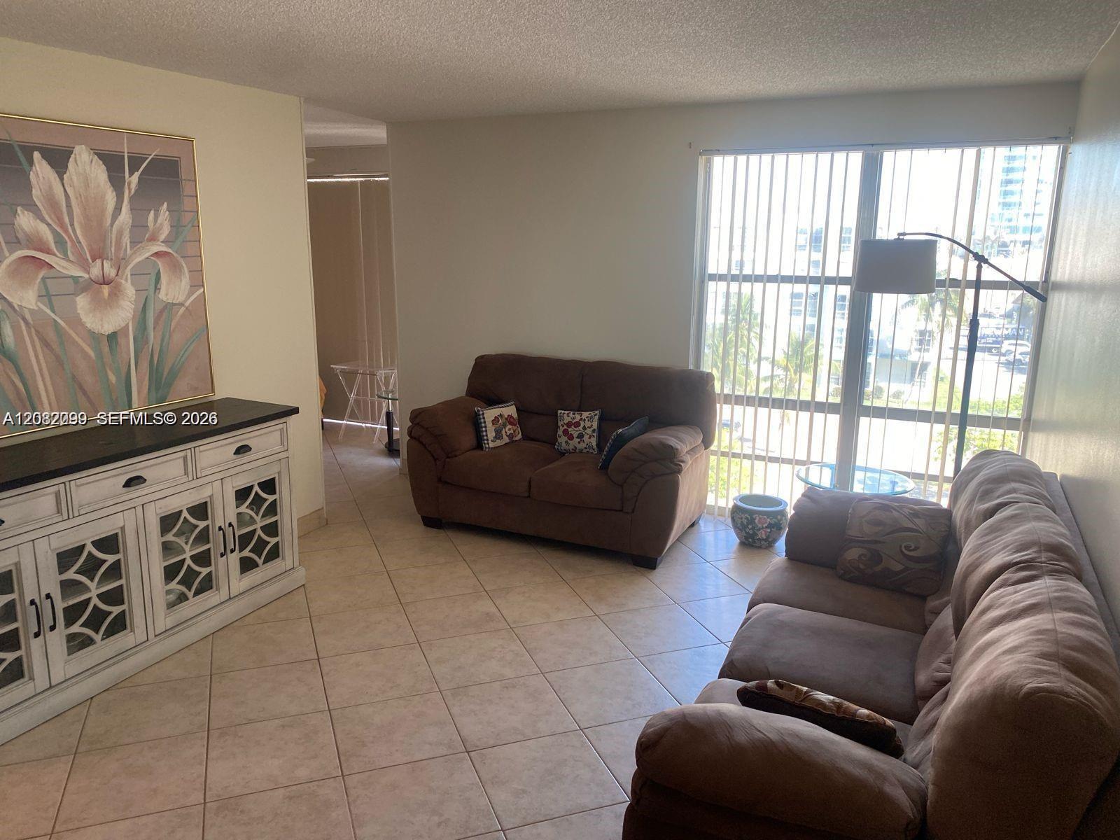 17570 Atlantic Boulevard 502 Property Photo 3