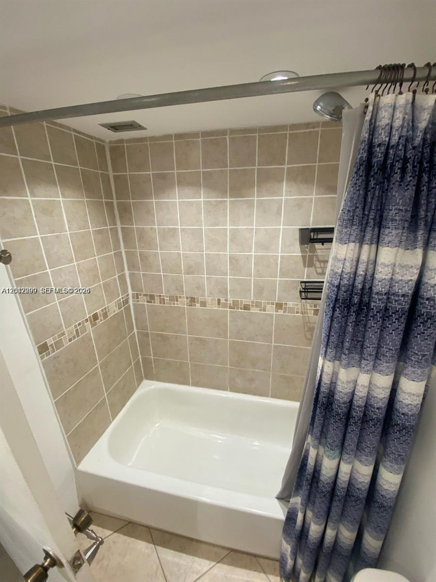 17570 Atlantic Boulevard 502 Property Photo 10