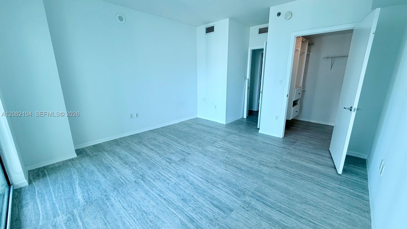 500 Brickell Avenue 3003 Property Photo 7