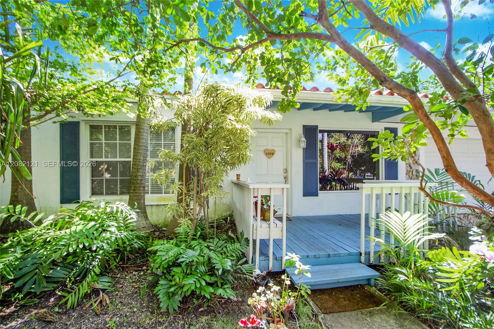 119 Harbor Drive Property Photo 3