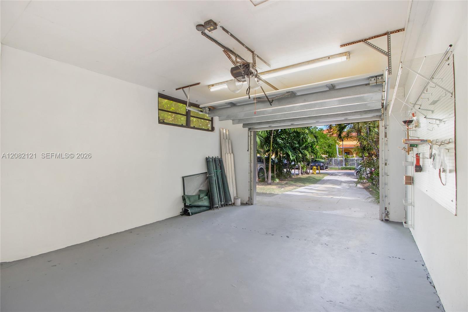 119 Harbor Drive Property Photo 6