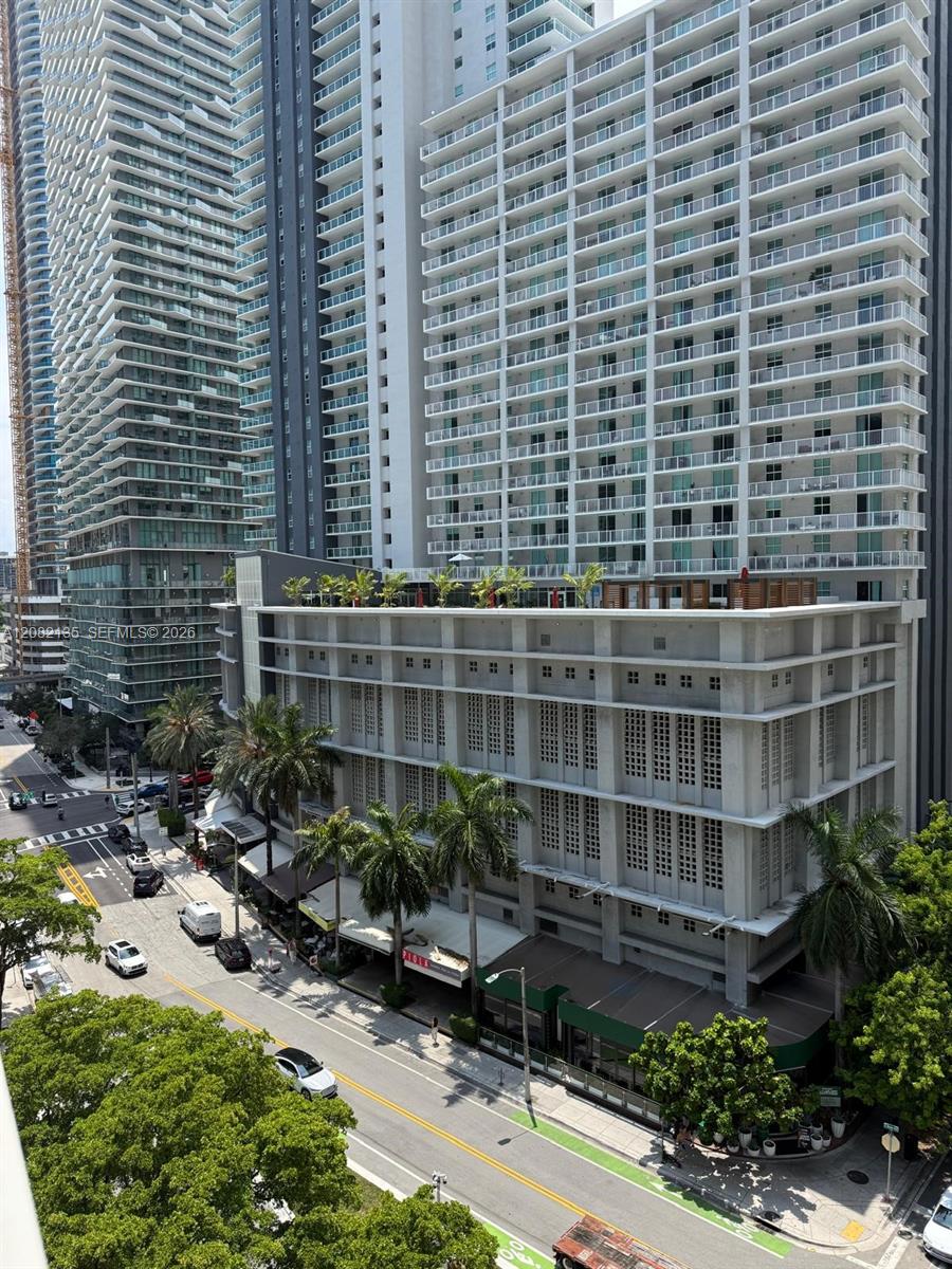 1080 Brickell Avenue 913 Property Photo 7