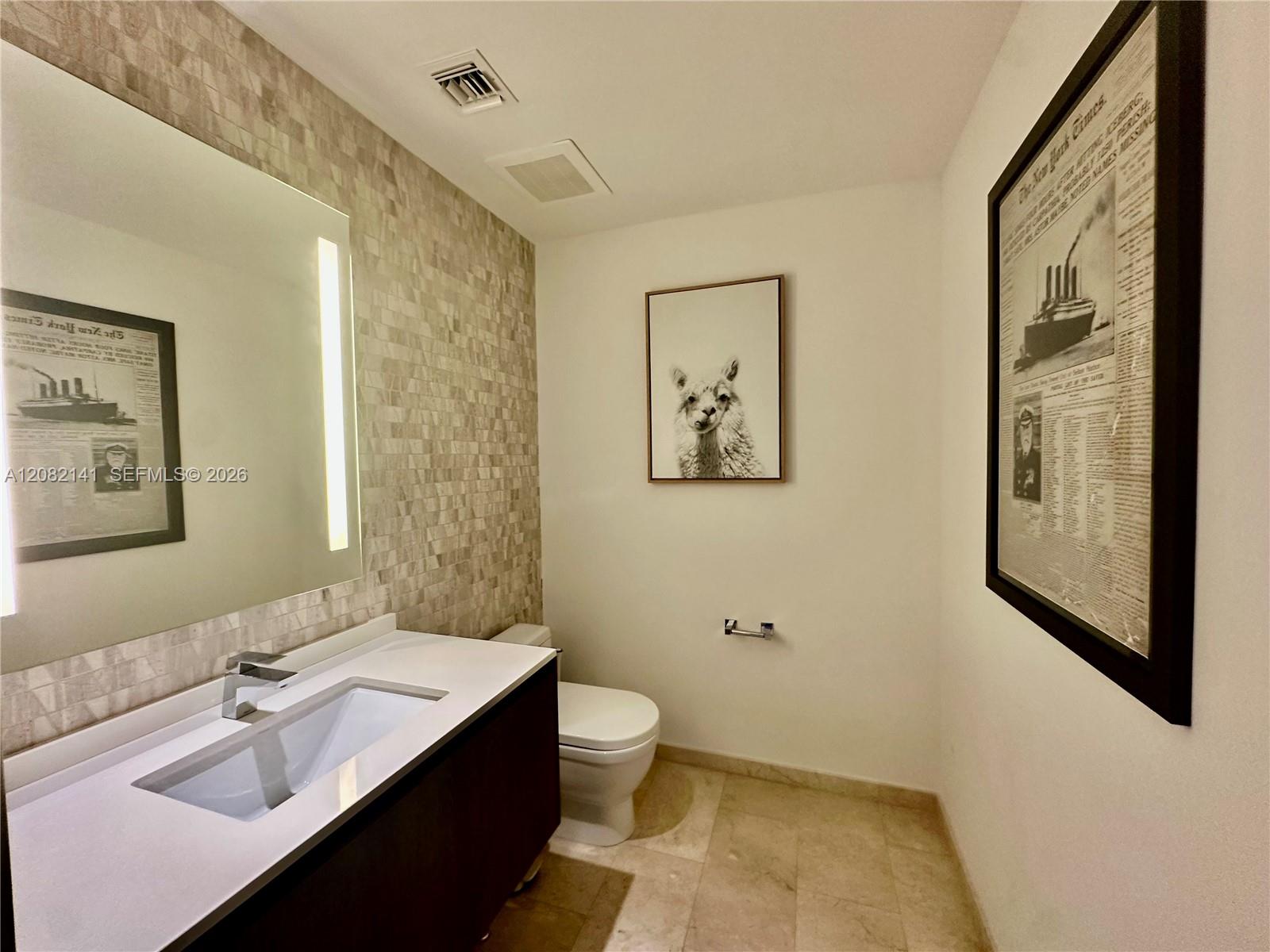 88 Sw 7th Street 2605 Property Photo 20