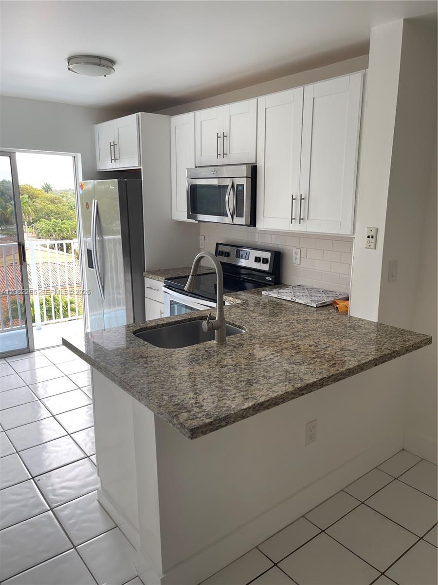 2575 SW 27th Avenue 506