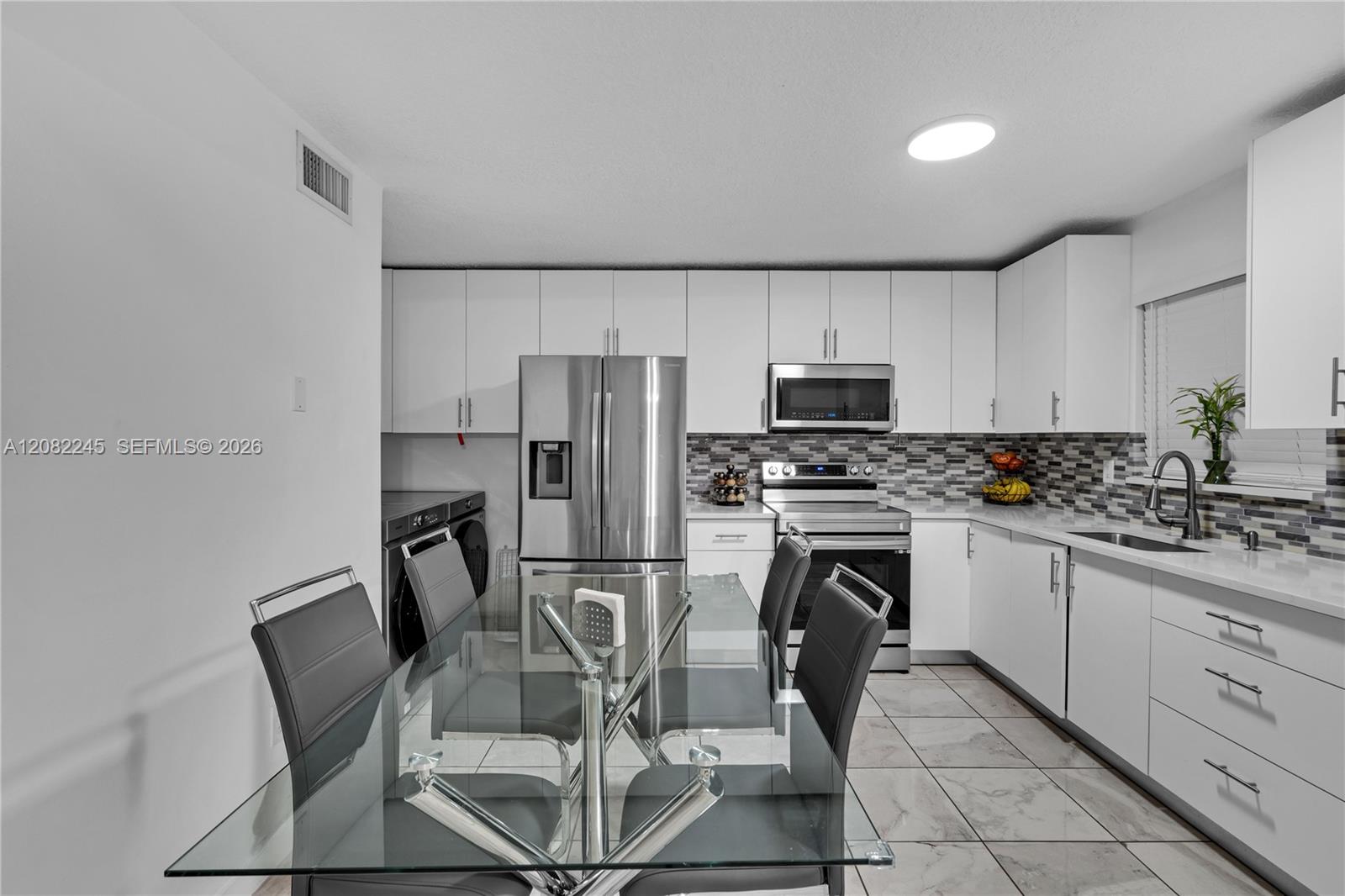 329 W 68th Street 203 Property Photo 1