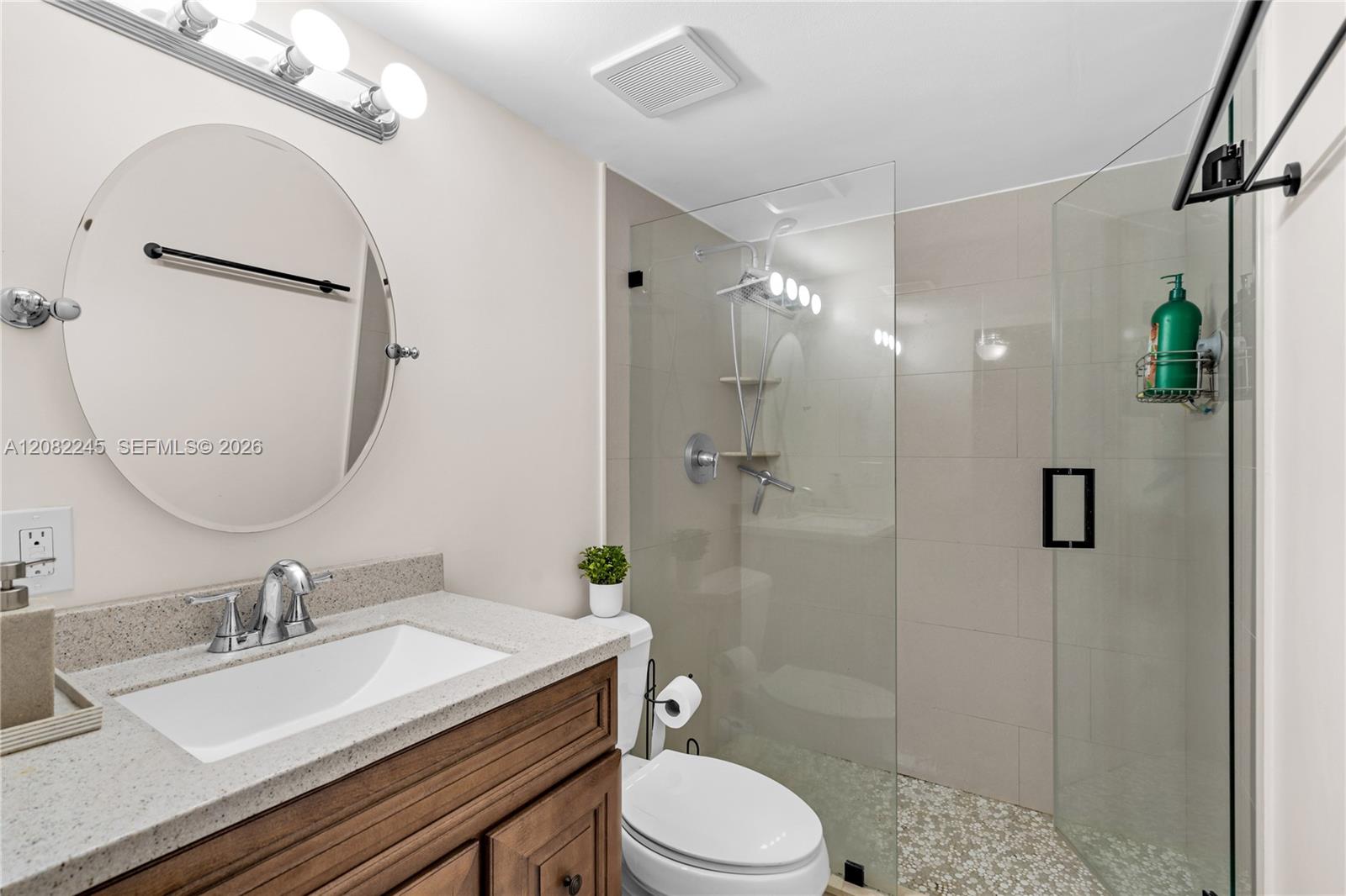 329 W 68th Street 203 Property Photo 6